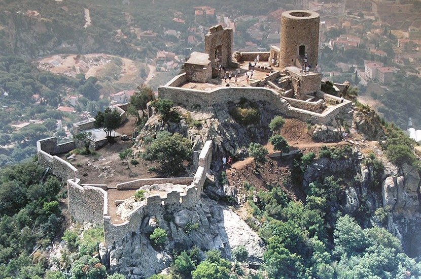 Castell de Burriac, Spain